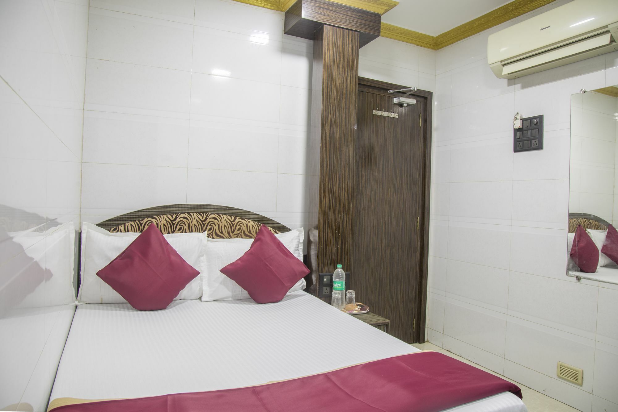 Relax Guest House Bombay Exterior foto